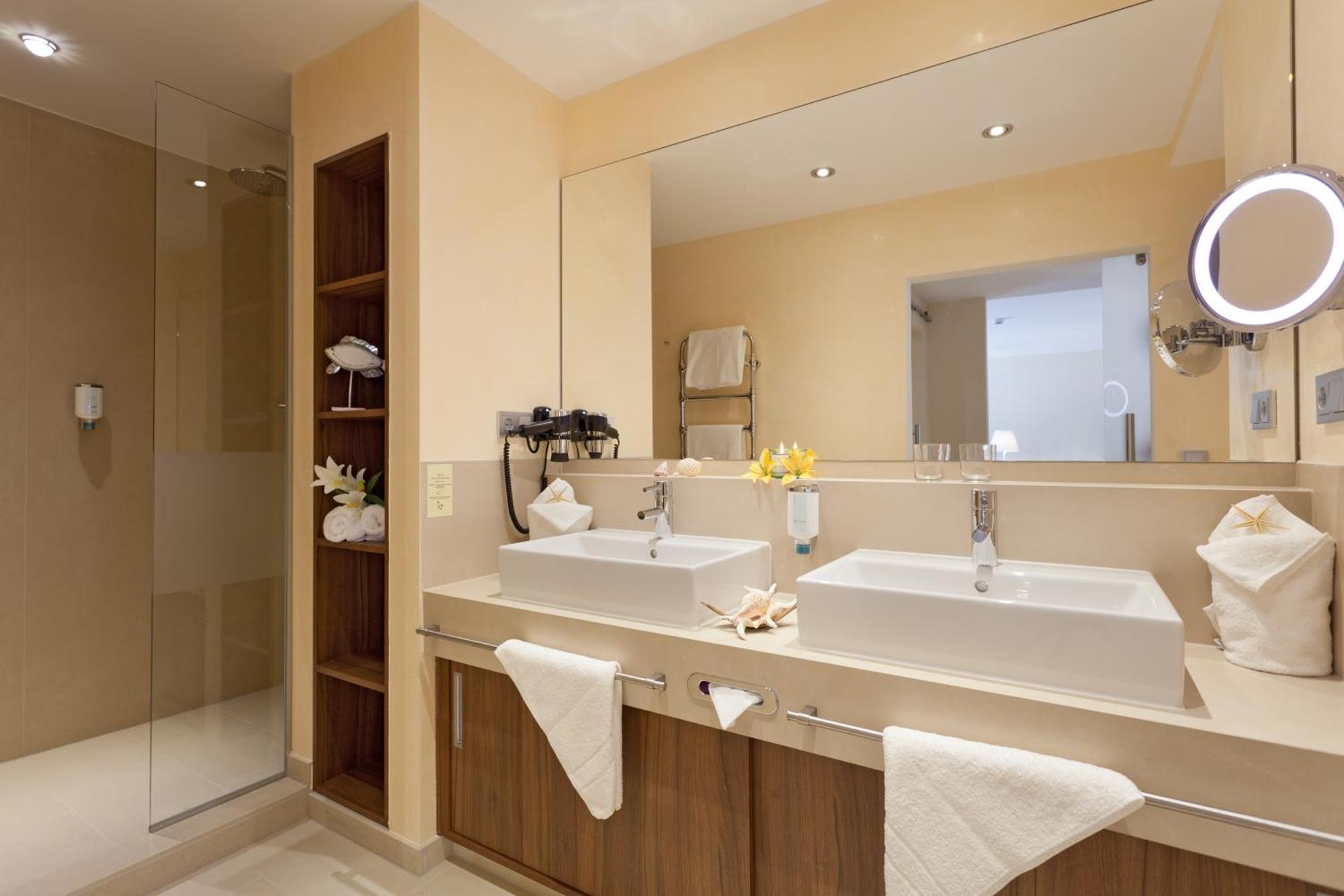 Strandhotel Georgshoehe Нордерней Номер фото